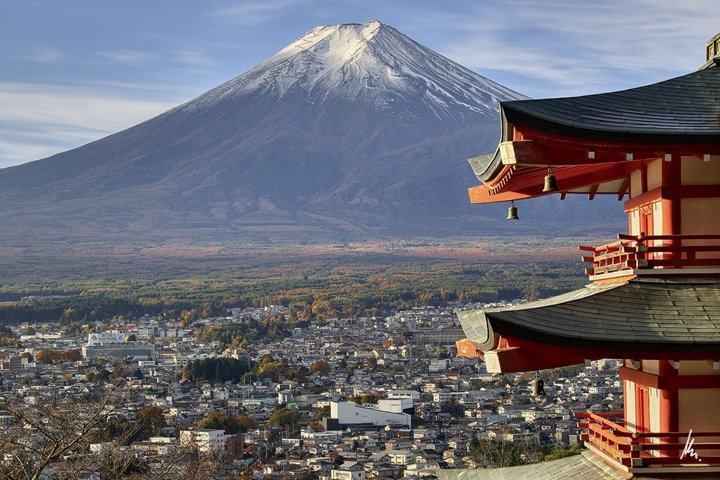 Mount Fuji and Chureito Pagoda in the first morning light, Fujiyoshida, Japan – photographic art by Bernhard Houy